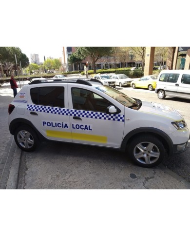 ALQUILER DE VEHICULO POLICIAL